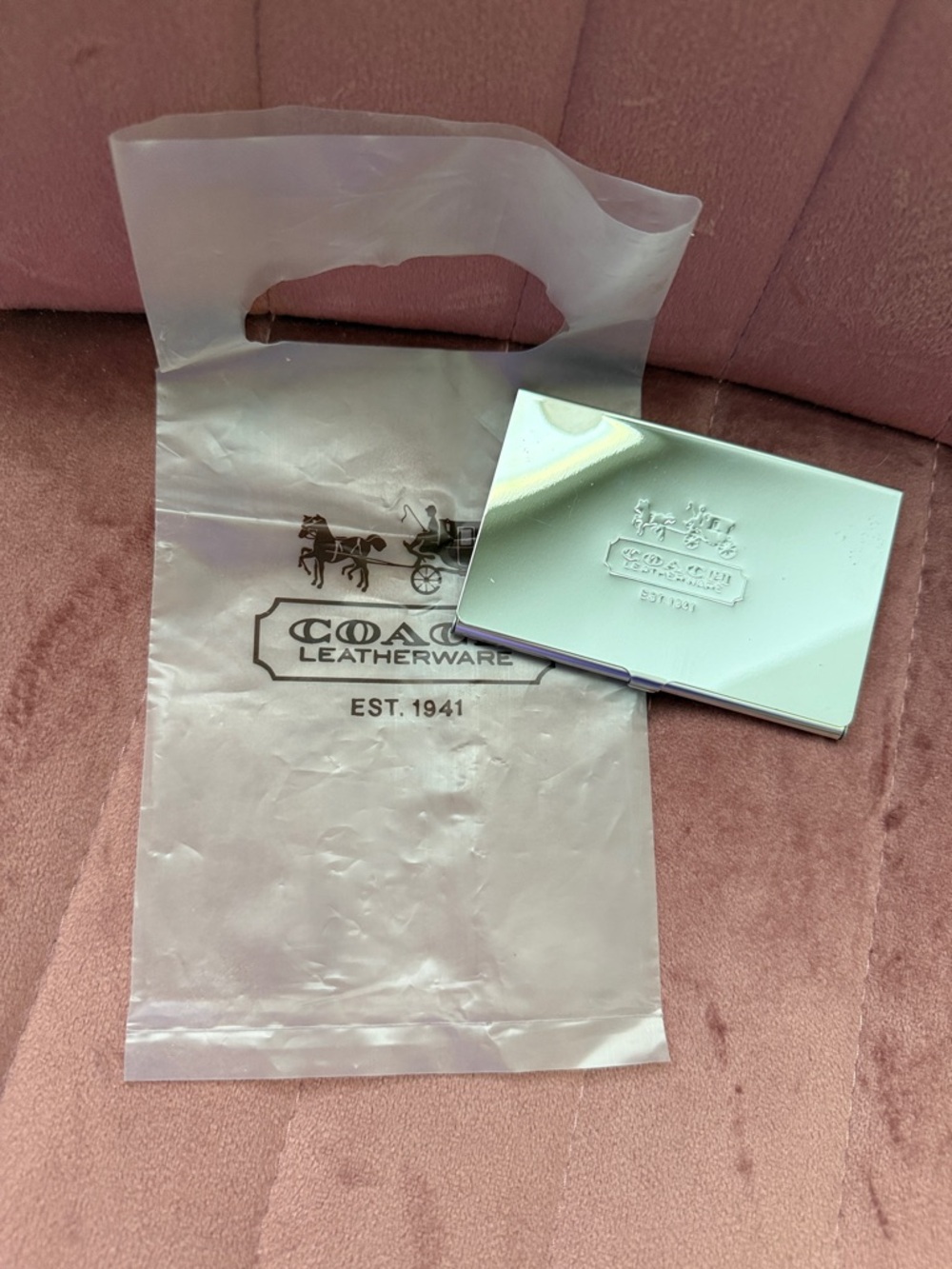 Coach Silver Logo Card Holder With Bag NWOT - Picture 2 of 6